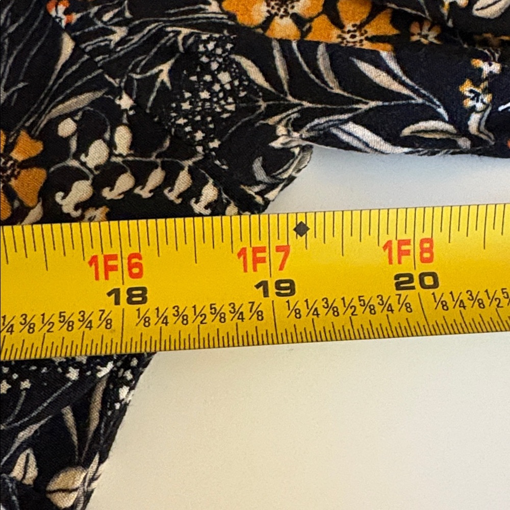 H&M 
Floral Black and Orange Women's Dress - Picture 11 of 14